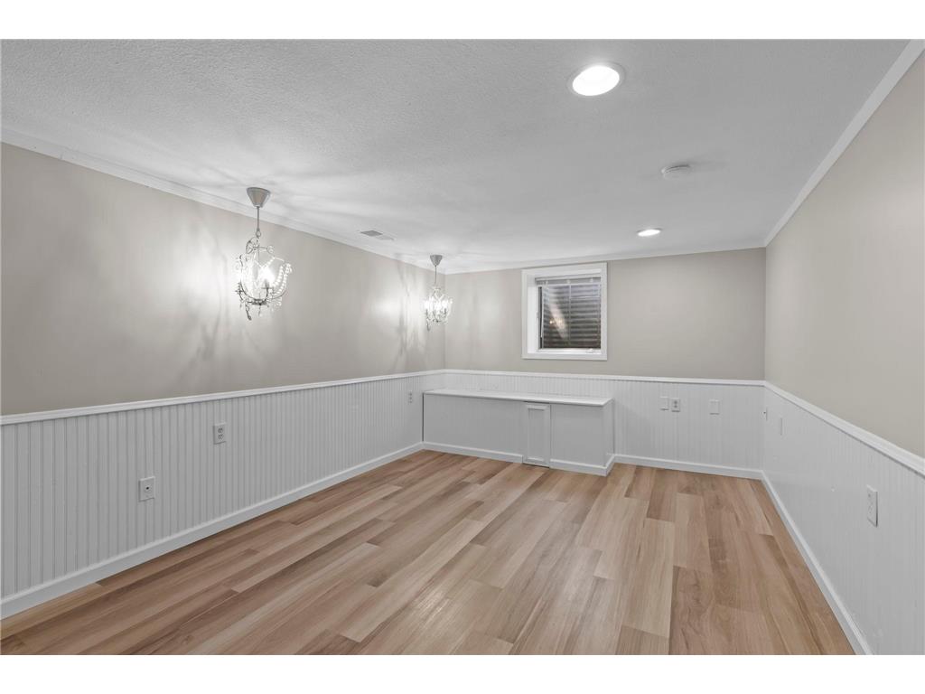 1820 Oak Street Hastings MN 55033 7072779 image23