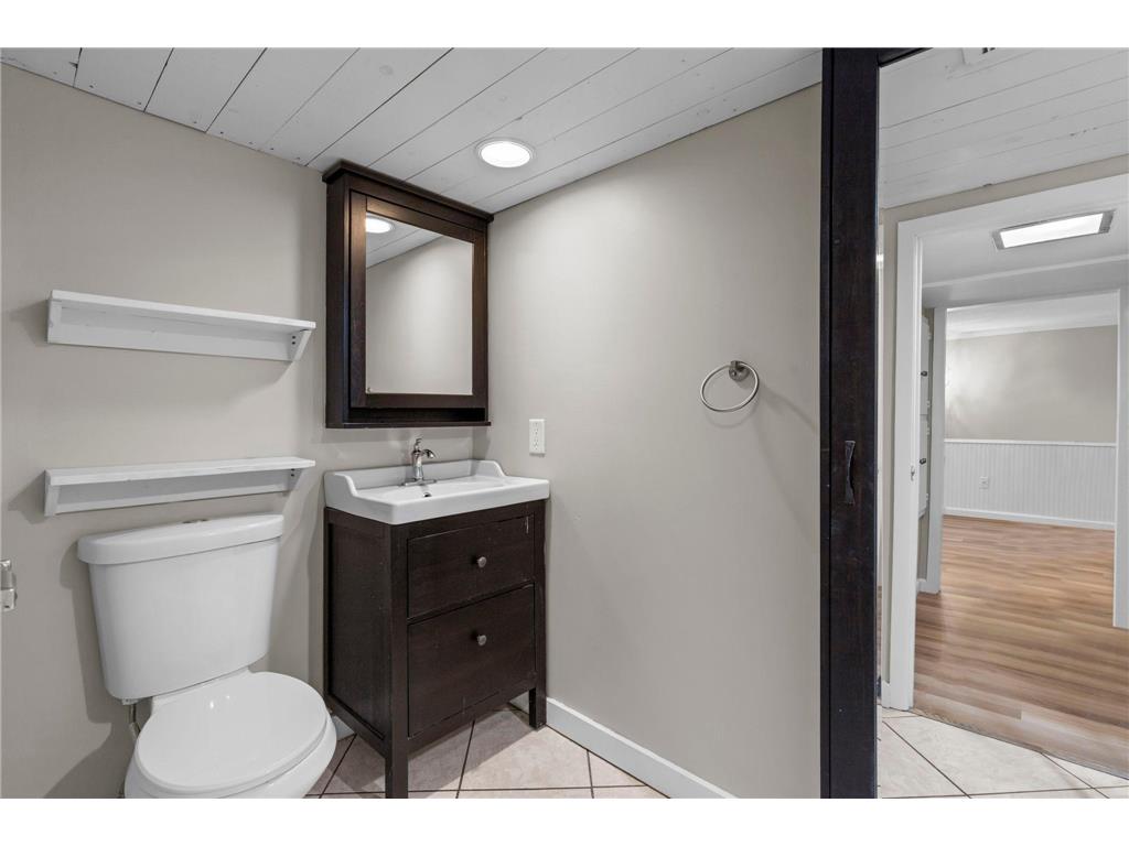 1820 Oak Street Hastings MN 55033 7072779 image27