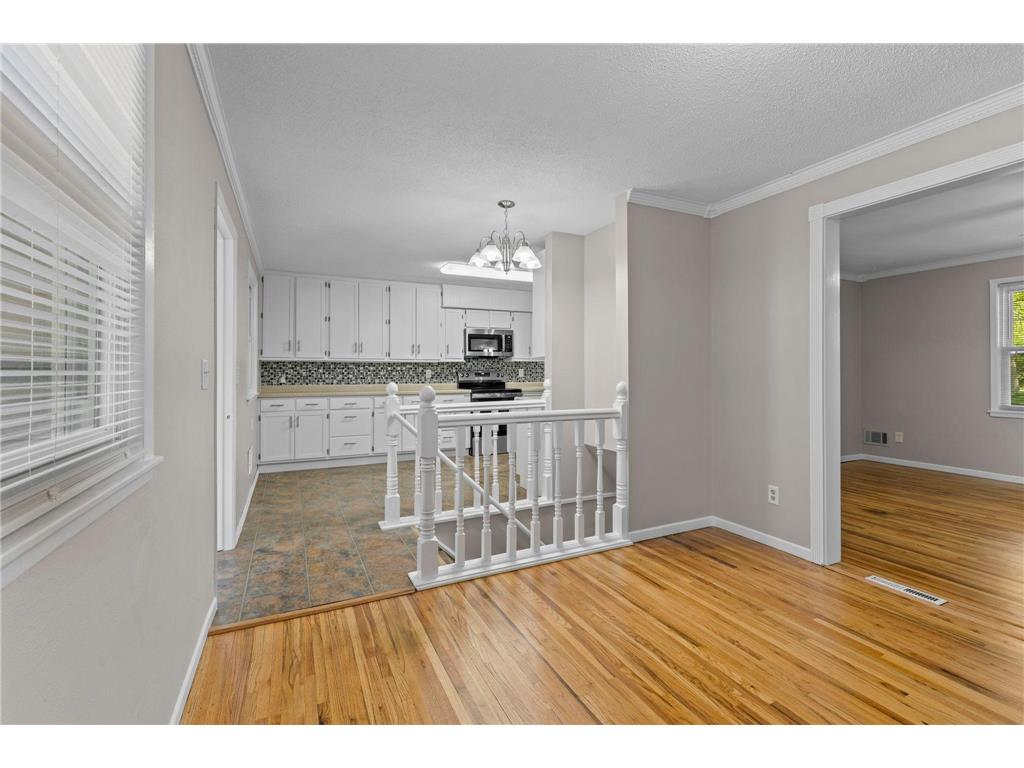 1820 Oak Street Hastings MN 55033 7072779 image8