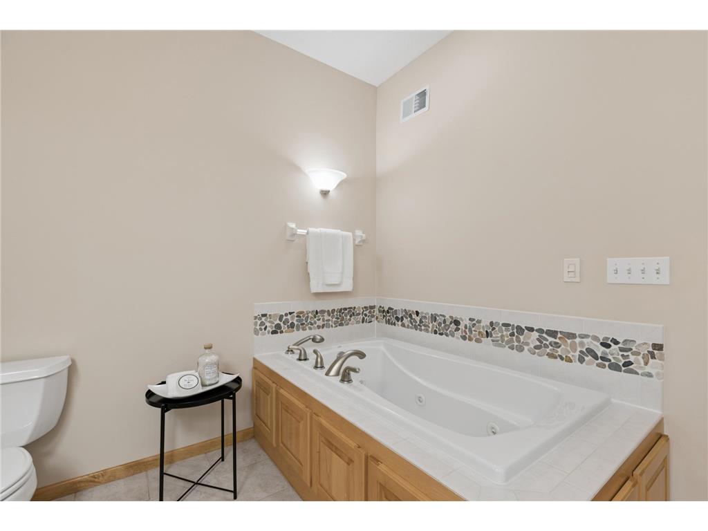 18205 39th Avenue N Plymouth MN 55446 7089464 image24