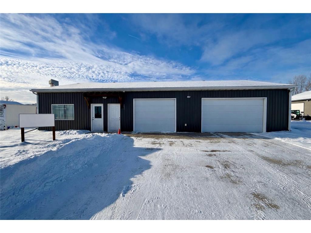 1821 26th Street S Moorhead MN 56560 7003988 image1