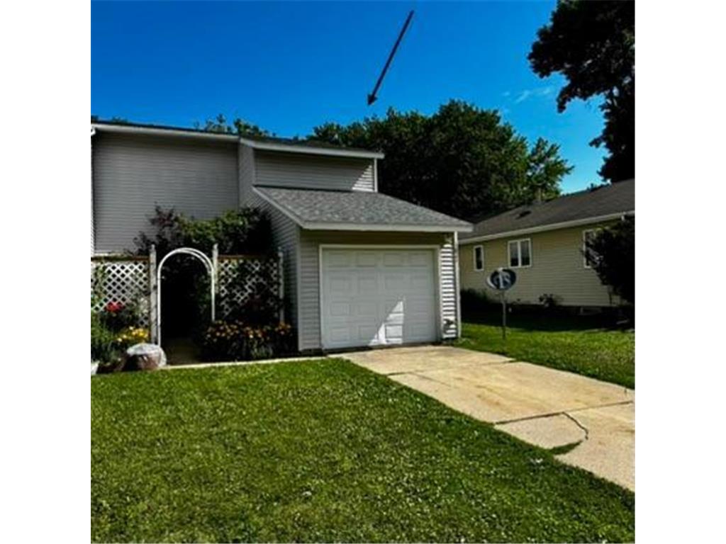 1821 28th Street NW Rochester MN 55901 7075239 image1