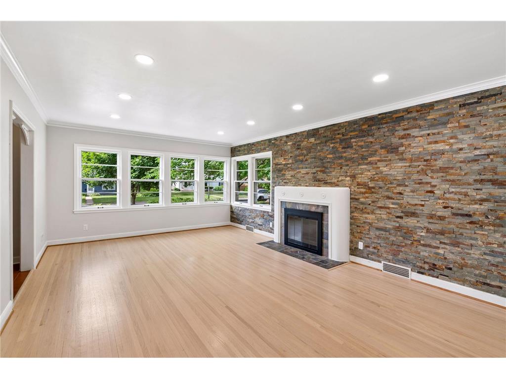 1821 Bohland Avenue Saint Paul MN 55116 7081749 image4