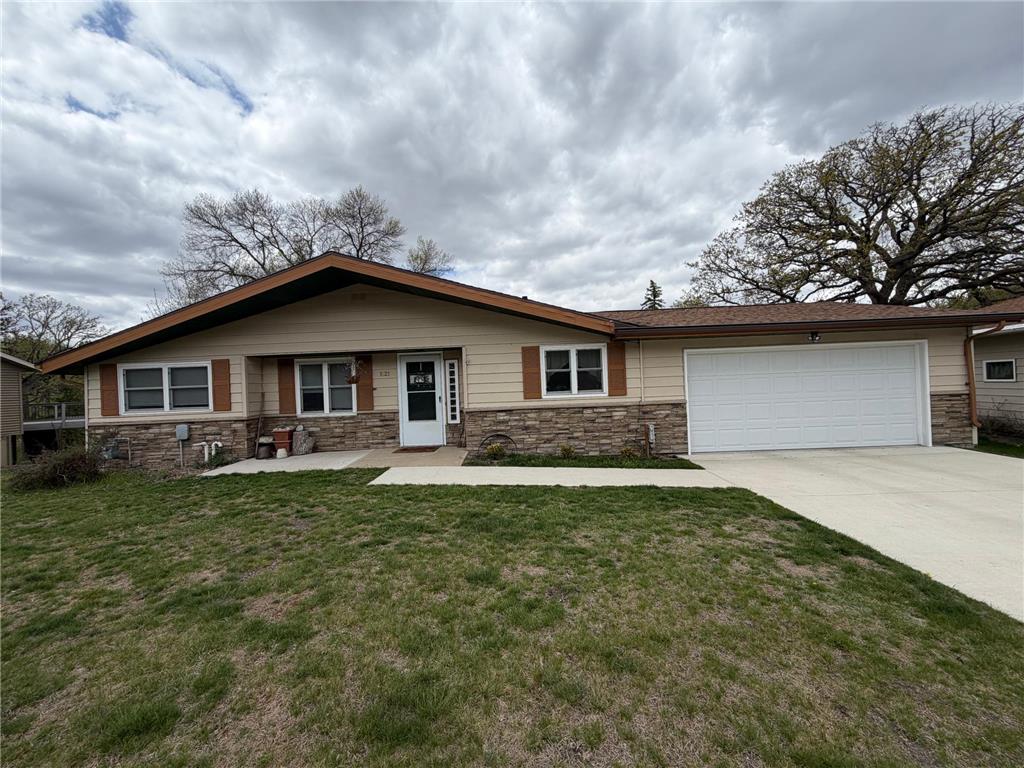 1821 Brookside Circle Albert Lea MN 56007 - Fountain 7070719 image1