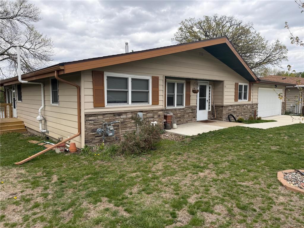 1821 Brookside Circle Albert Lea MN 56007 - Fountain 7070719 image2