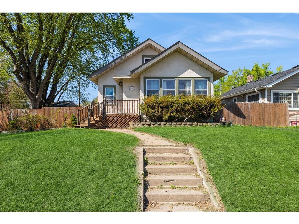 1821 Case Avenue E Saint Paul MN 55119 6718477 image1