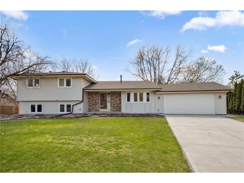 1821 Country View Boulevard Burnsville MN 55337 6711532 image1