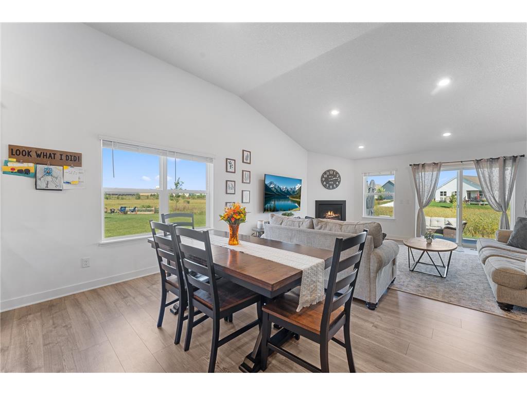 1821 Dauwalter Circle Carver MN 55315 6818172 image12