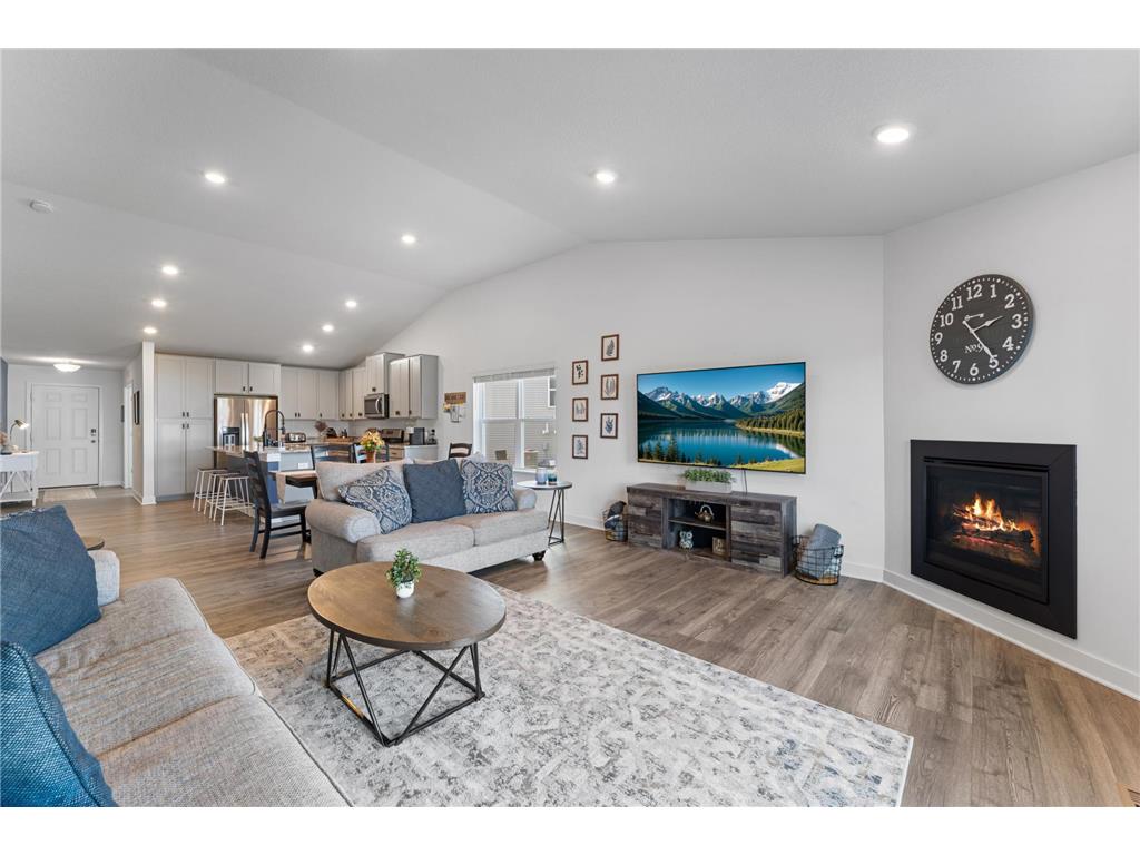 1821 Dauwalter Circle Carver MN 55315 6818172 image16