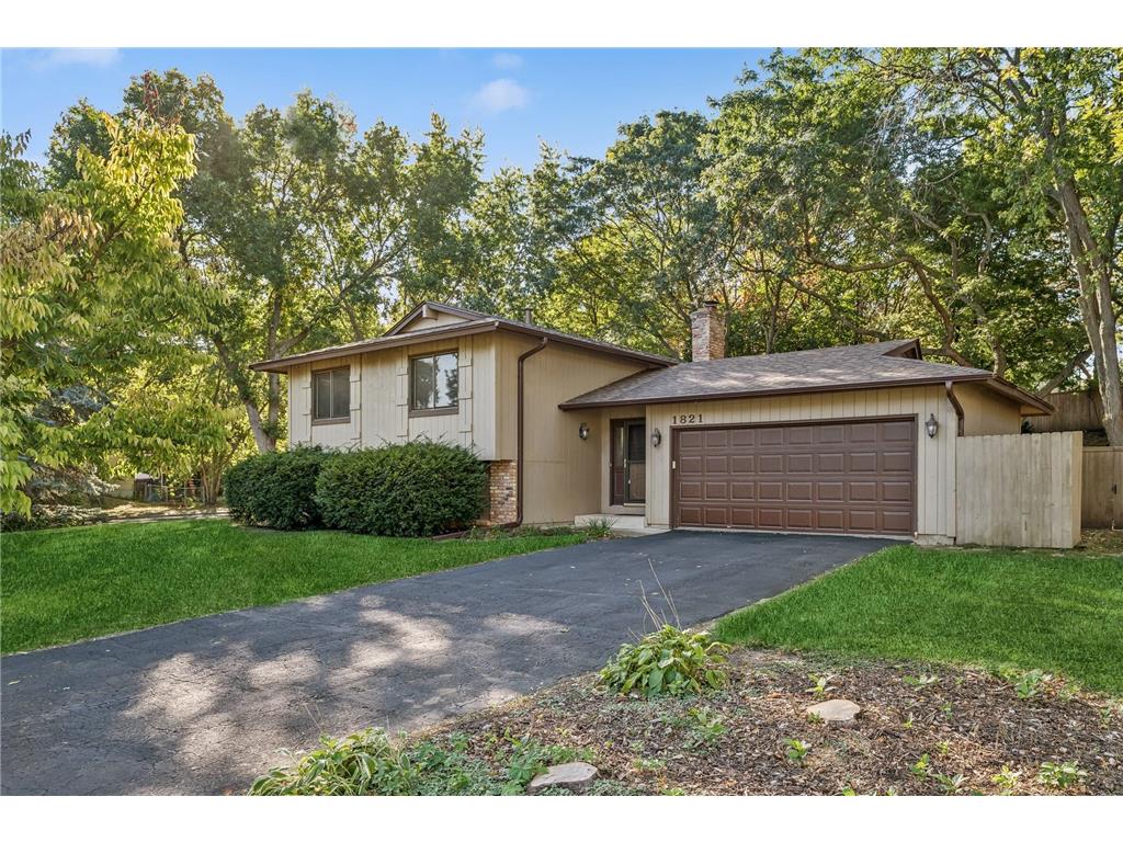 1821 E 115th Street Burnsville MN 55337 6608571 image1