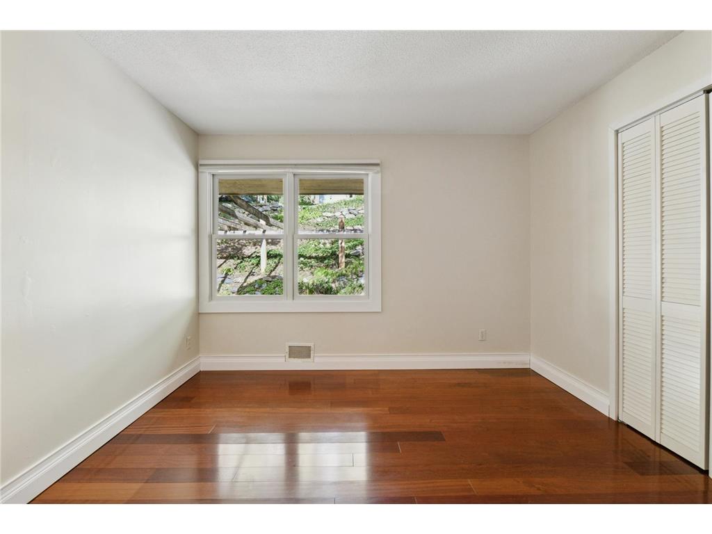 18213 Hermitage Way Minnetonka MN 55345 6789248 image16