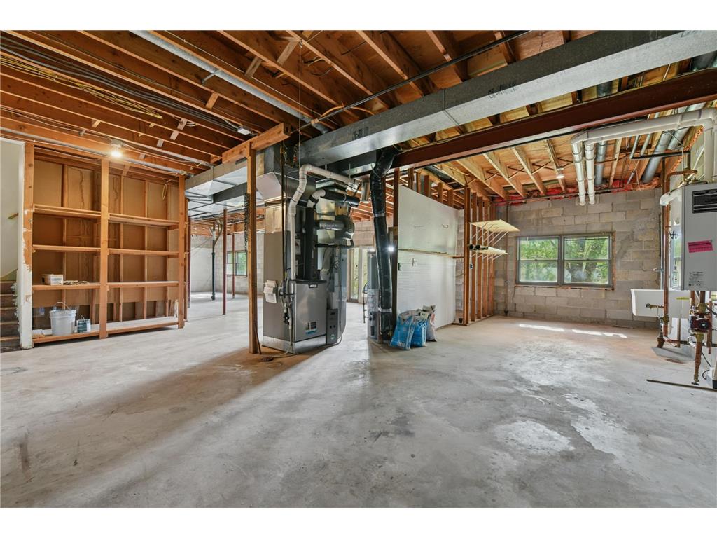 18213 Hermitage Way Minnetonka MN 55345 6789248 image24