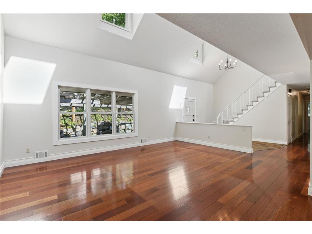 18213 Hermitage Way Minnetonka MN 55345 6789248 image6