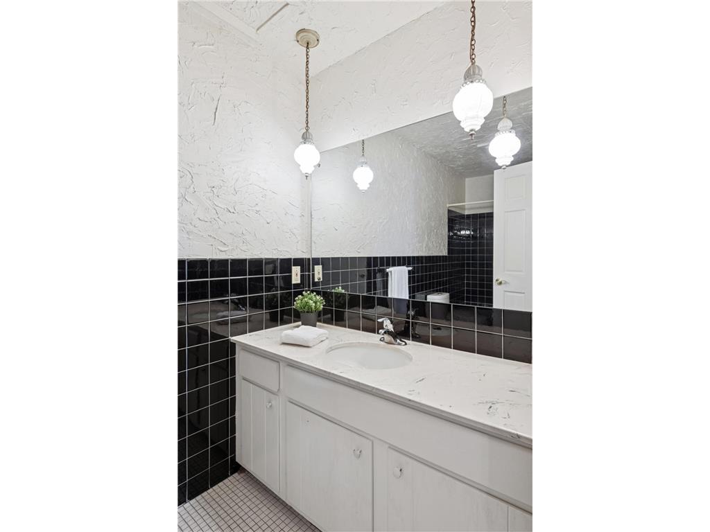 18213 Hermitage Way Minnetonka MN 55345 7012322 image16