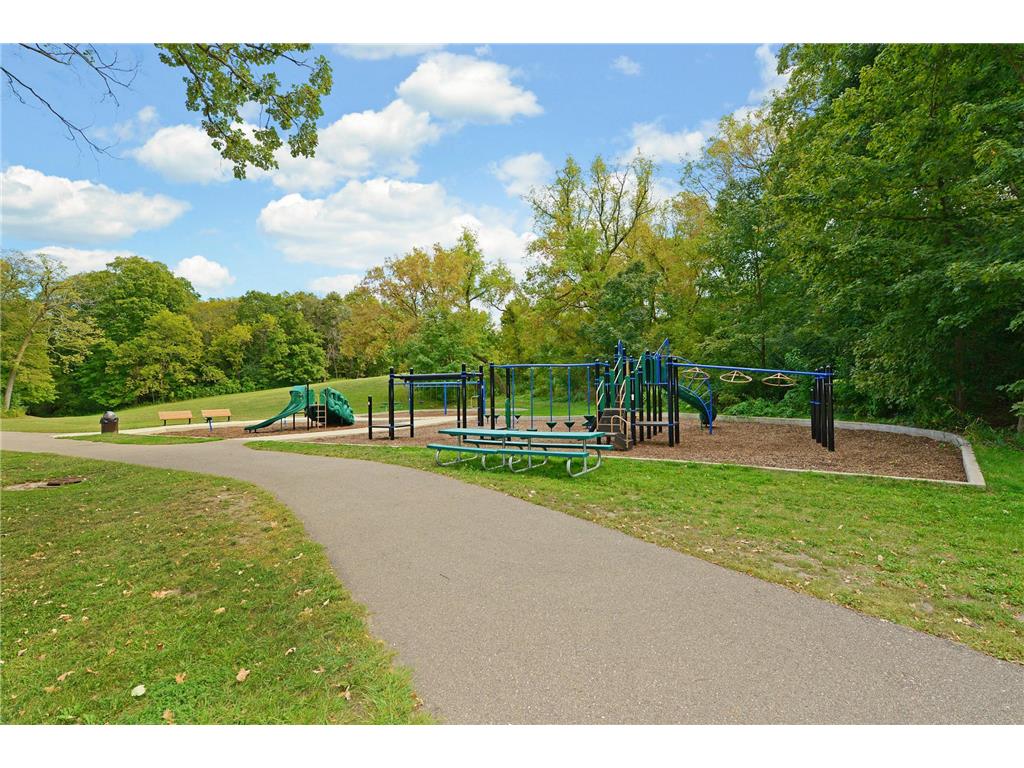 18213 Hermitage Way Minnetonka MN 55345 7012322 image36