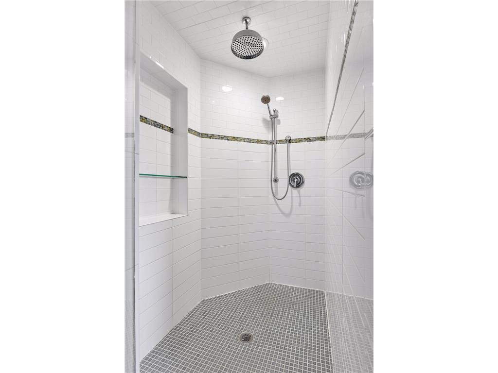 18217 Woolman Drive Minnetonka MN 55345 7052178 image26