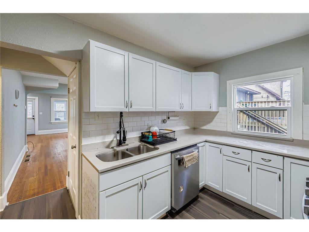 1822 Lacrosse Avenue Saint Paul MN 55119 6820645 image10