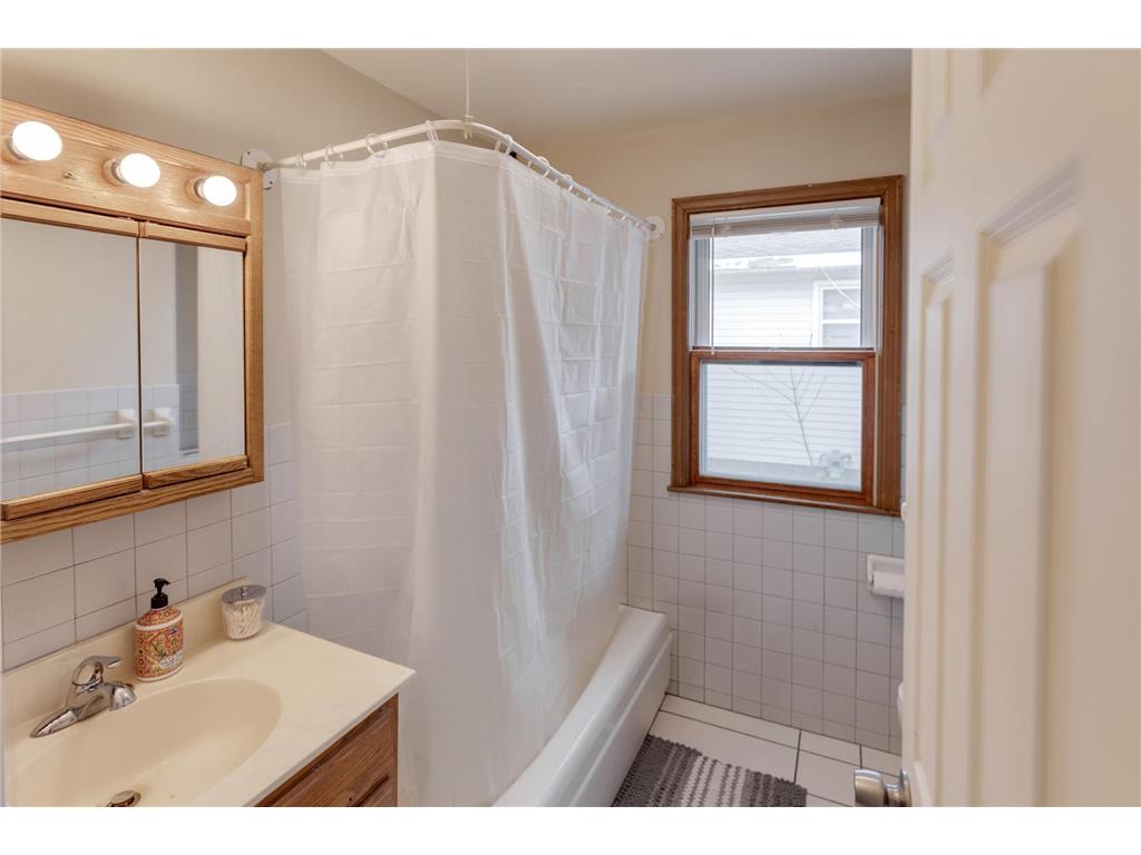 1822 Oak Street Brainerd MN 56401 7039866 image11