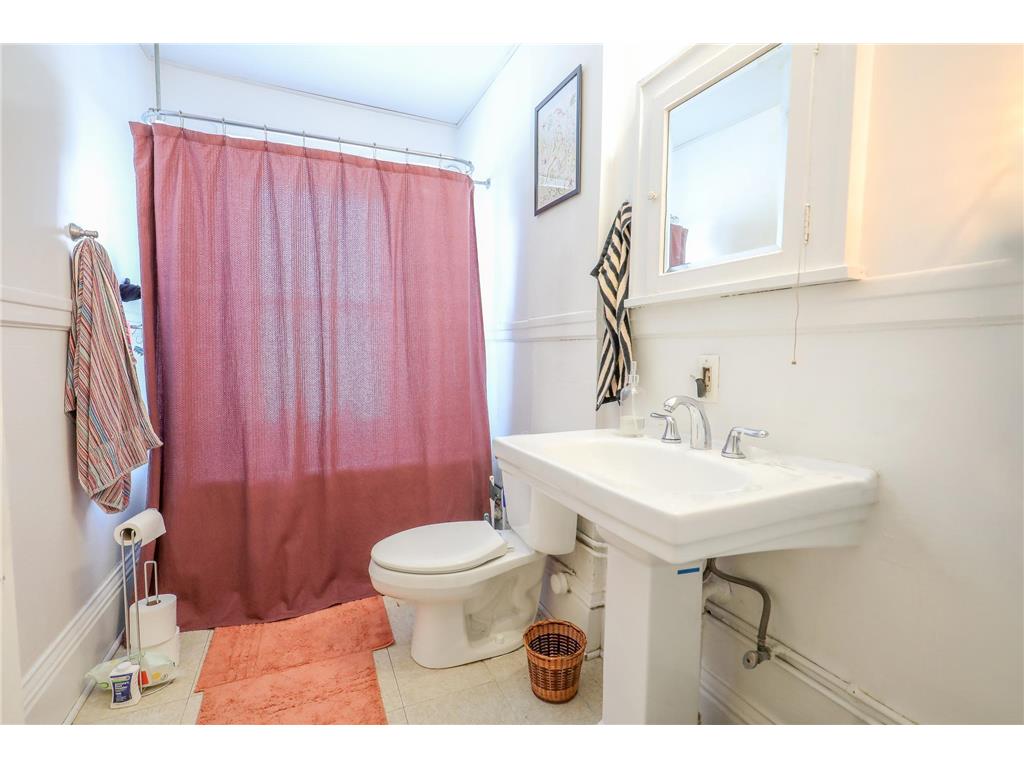 1822 Pierce Street NE Minneapolis MN 55418 7023393 image35