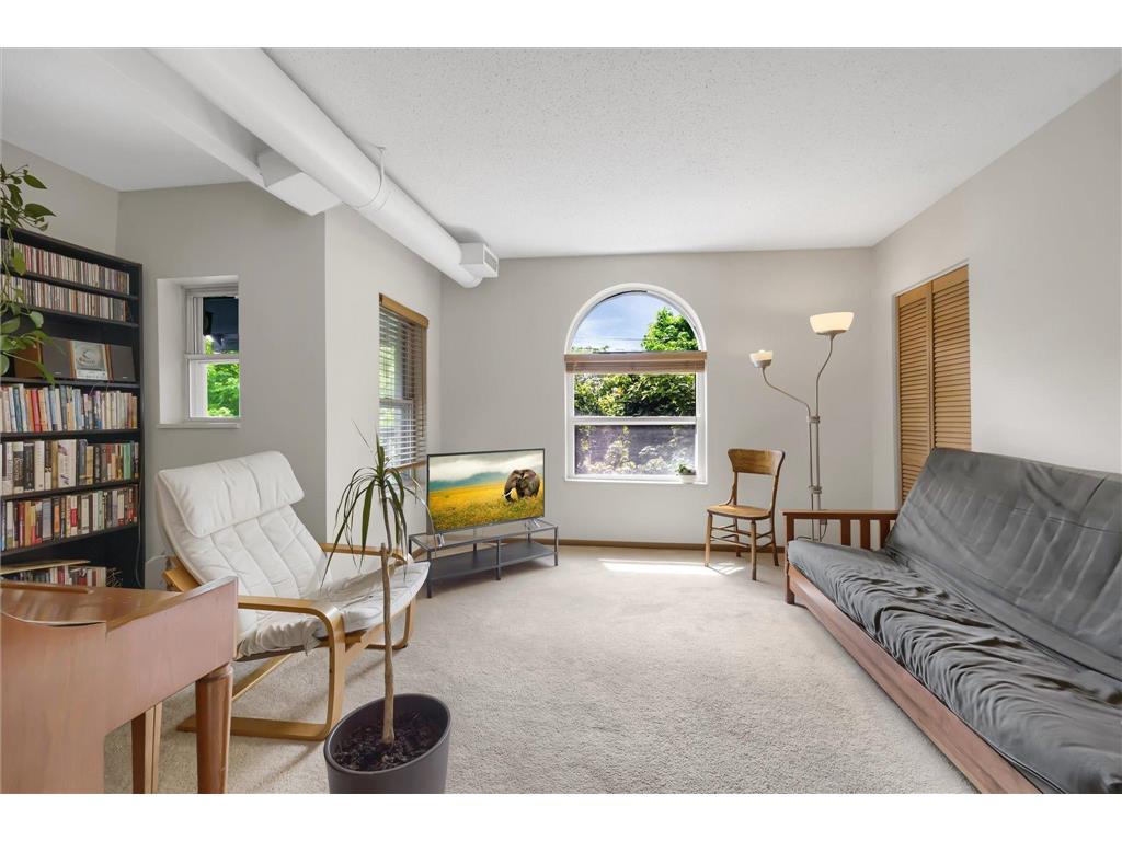 1822 S 5th Street #C Minneapolis MN 55454 6534669 image1