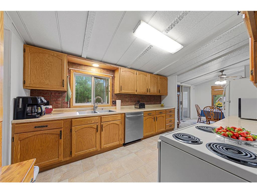 18221 Roberds Lake Boulevard Faribault MN 55021 - Roberds 6737213 image11