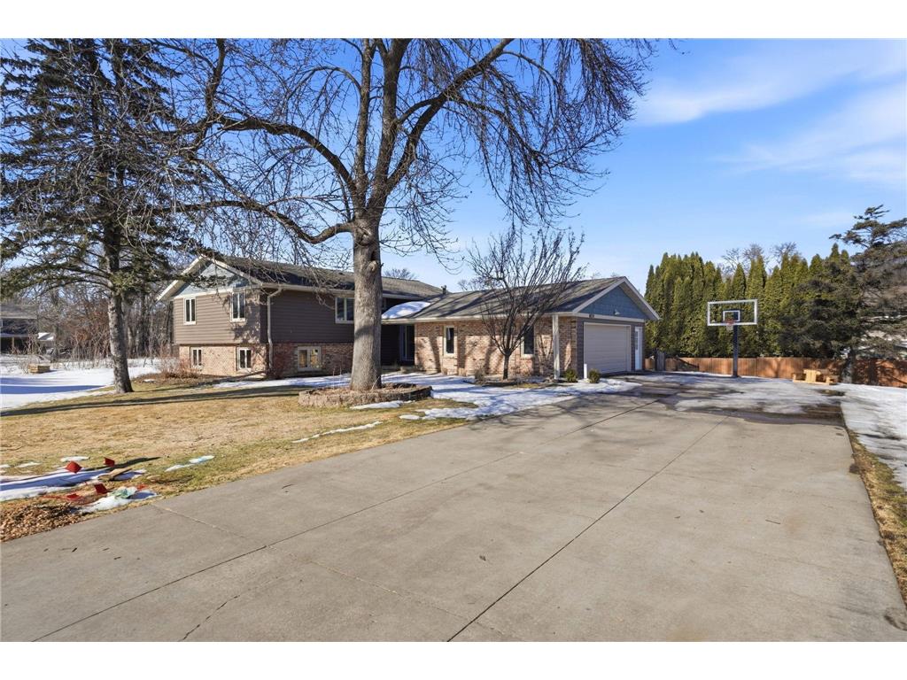 18224 23rd Avenue N Plymouth MN 55447 7014011 image1