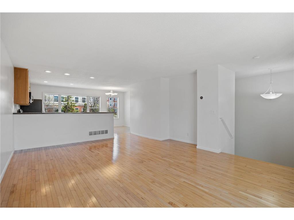 1823 3rd Street NE Minneapolis MN 55418 7061103 image11