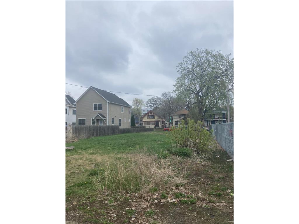 1823 Dupont Avenue N Minneapolis MN 55411 6377108 image1