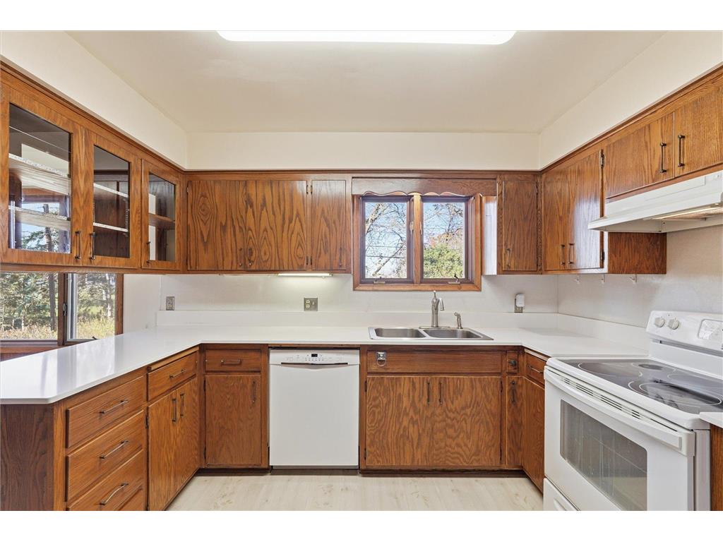 1823 Gramsie Road Arden Hills MN 55112 7006838 image12