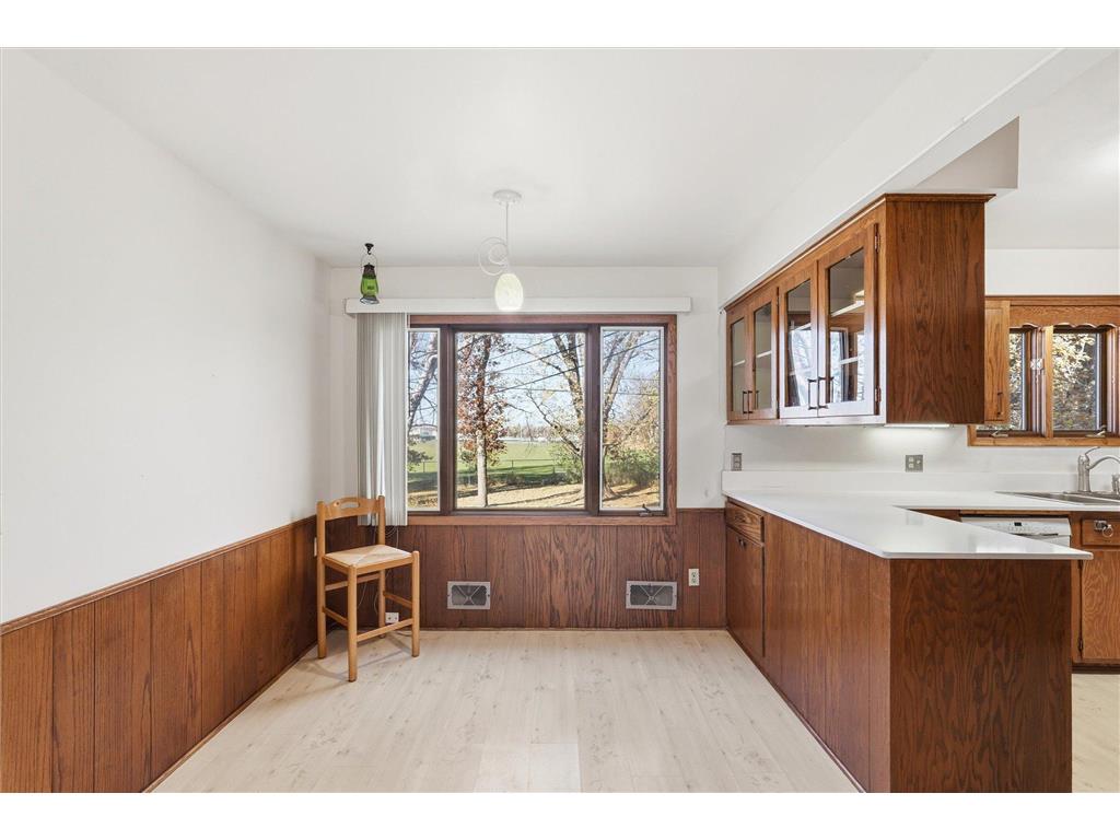 1823 Gramsie Road Arden Hills MN 55112 7006838 image17