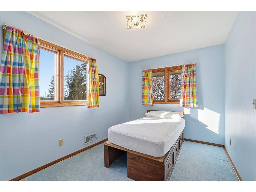 1823 Gramsie Road Arden Hills MN 55112 7006838 image27