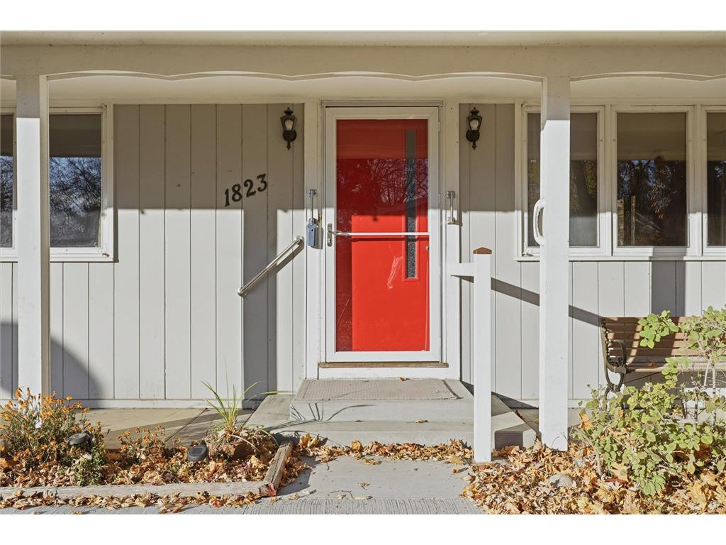 1823 Gramsie Road Arden Hills MN 55112 7006838 image3