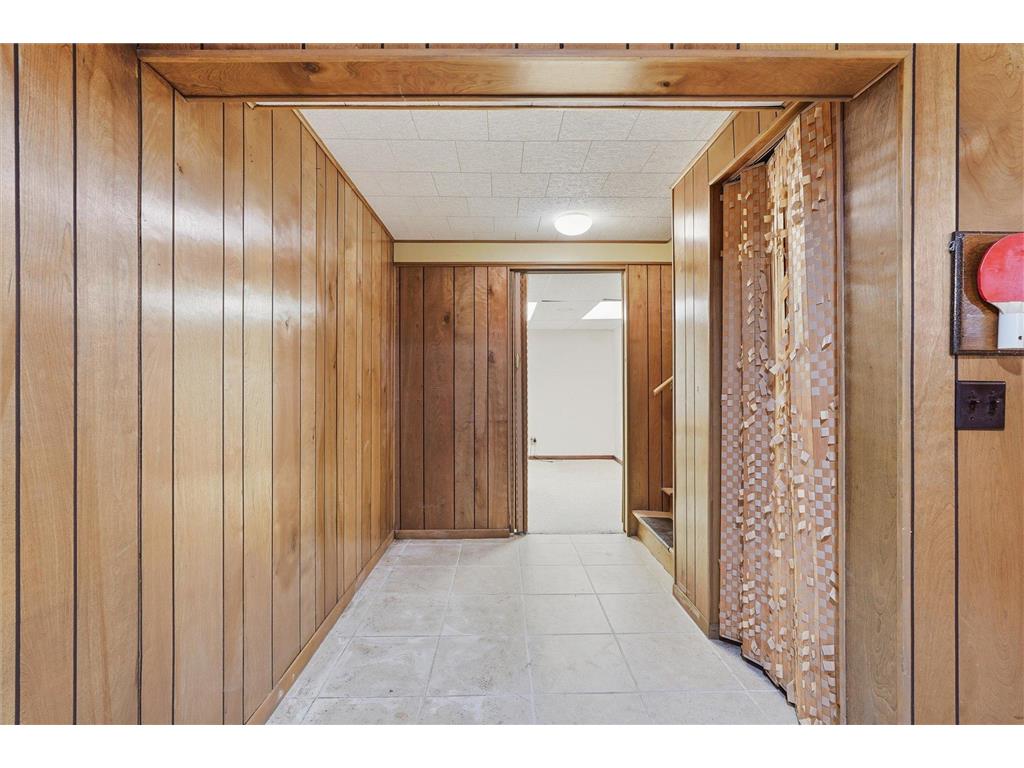 1823 Gramsie Road Arden Hills MN 55112 7006838 image38