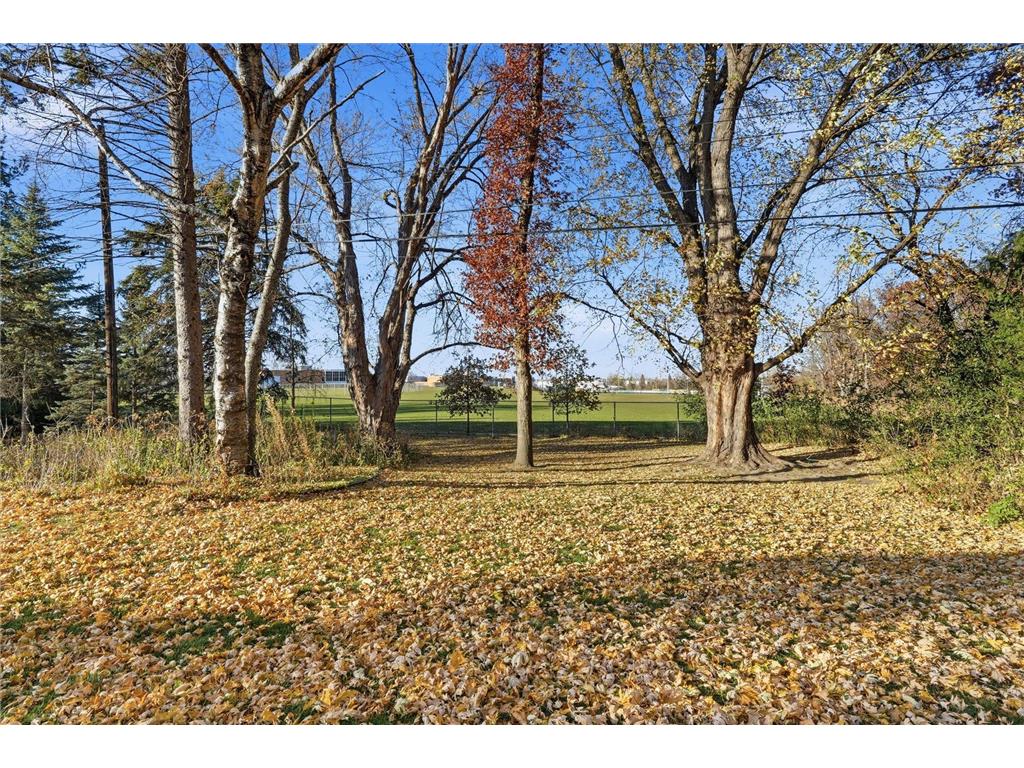 1823 Gramsie Road Arden Hills MN 55112 7006838 image44