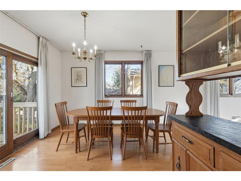 1823 Gramsie Road Arden Hills MN 55112 7006838 image9