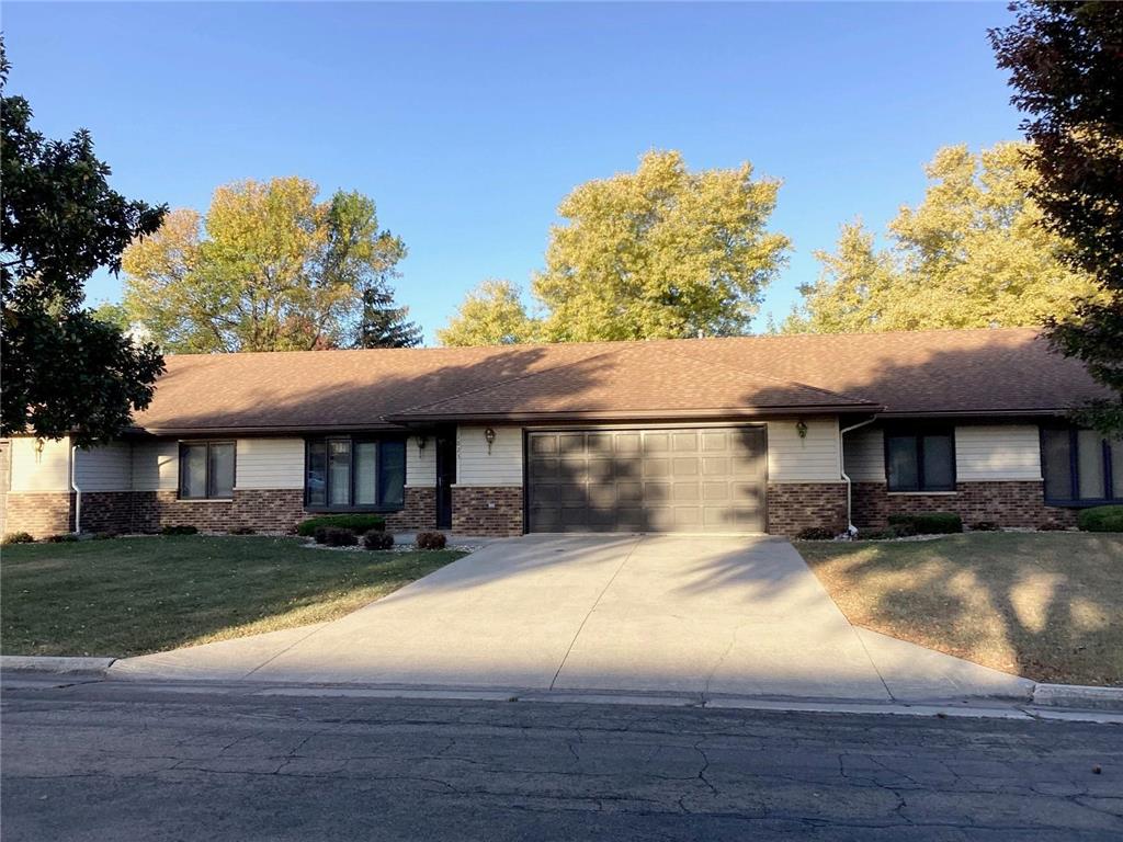 1823 Lakewood Avenue Albert Lea MN 56007 7023161 image1
