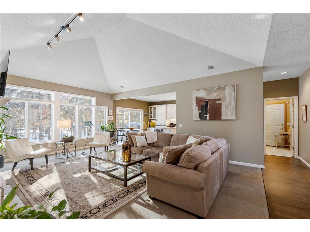 18233 Croixwood Lane, Eden Prairie, MN, 55347 MLS 6487590 Edina Realty