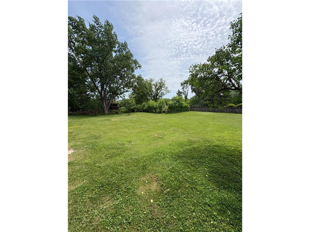 1824 Alta Vista Drive Roseville MN 55113 7074426 image3