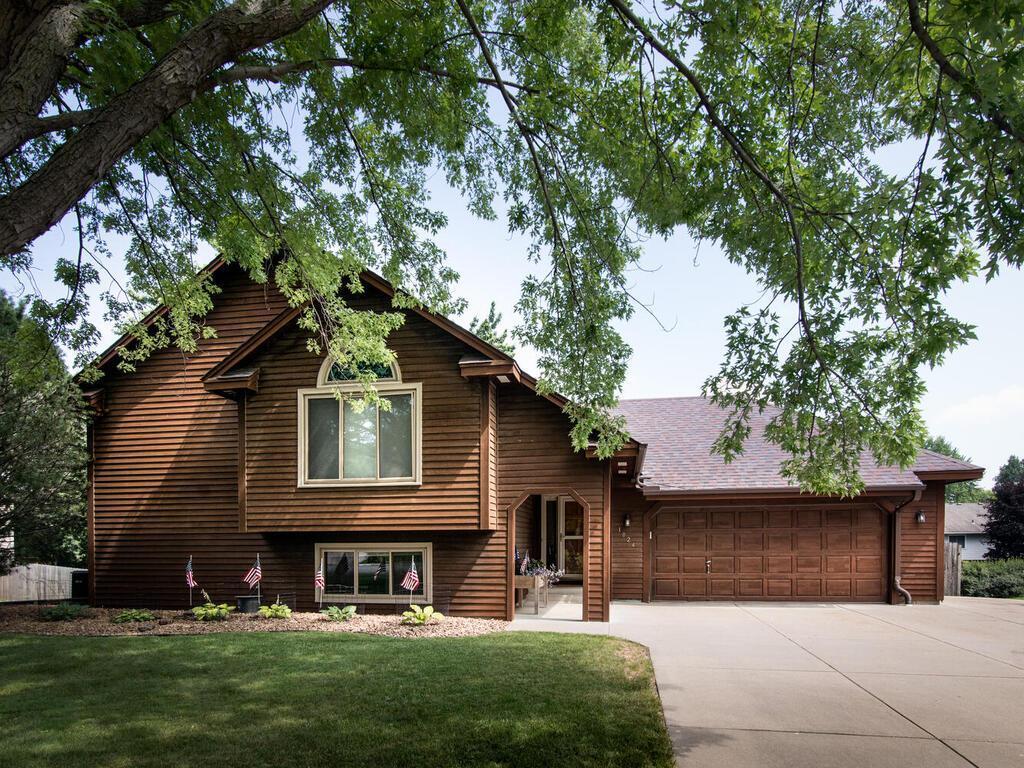 1824 Lacota Lane Burnsville MN 55337 6633427 image1