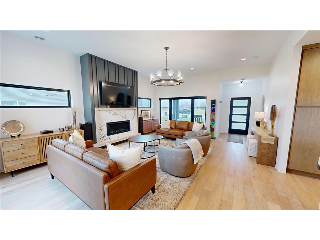 1824 Shady Lane NE Willmar MN 56201 6819846 image10