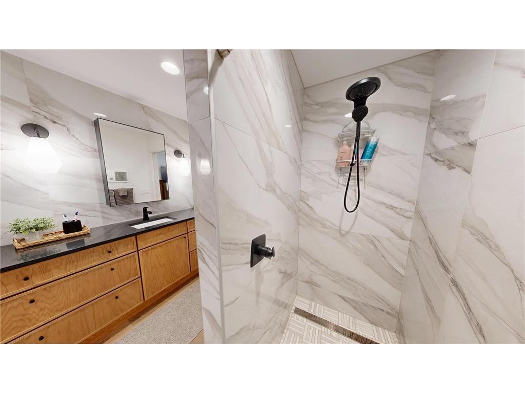 1824 Shady Lane NE Willmar MN 56201 6819846 image31