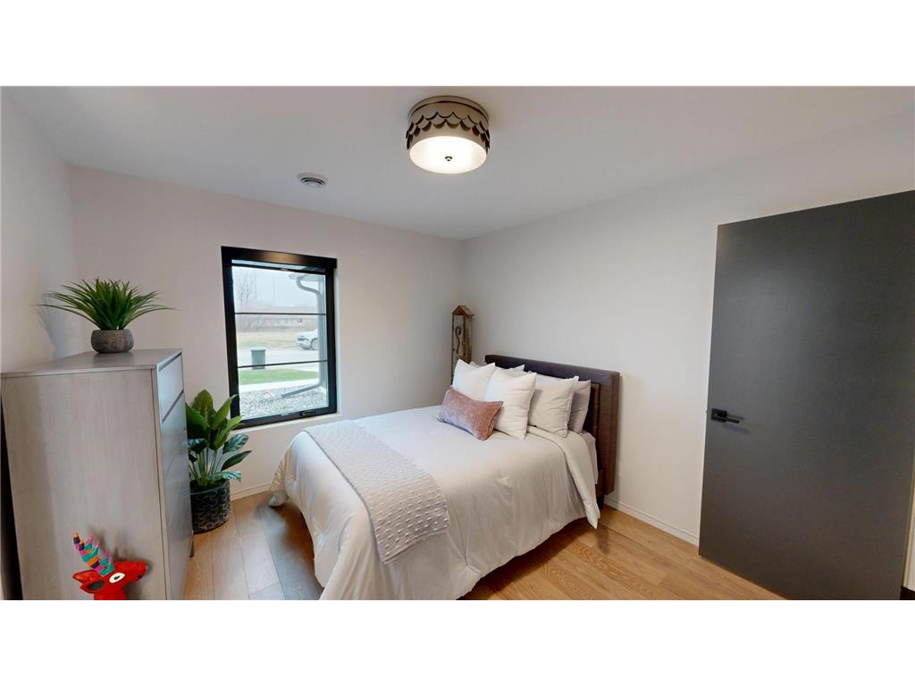 1824 Shady Lane NE Willmar MN 56201 6819846 image40