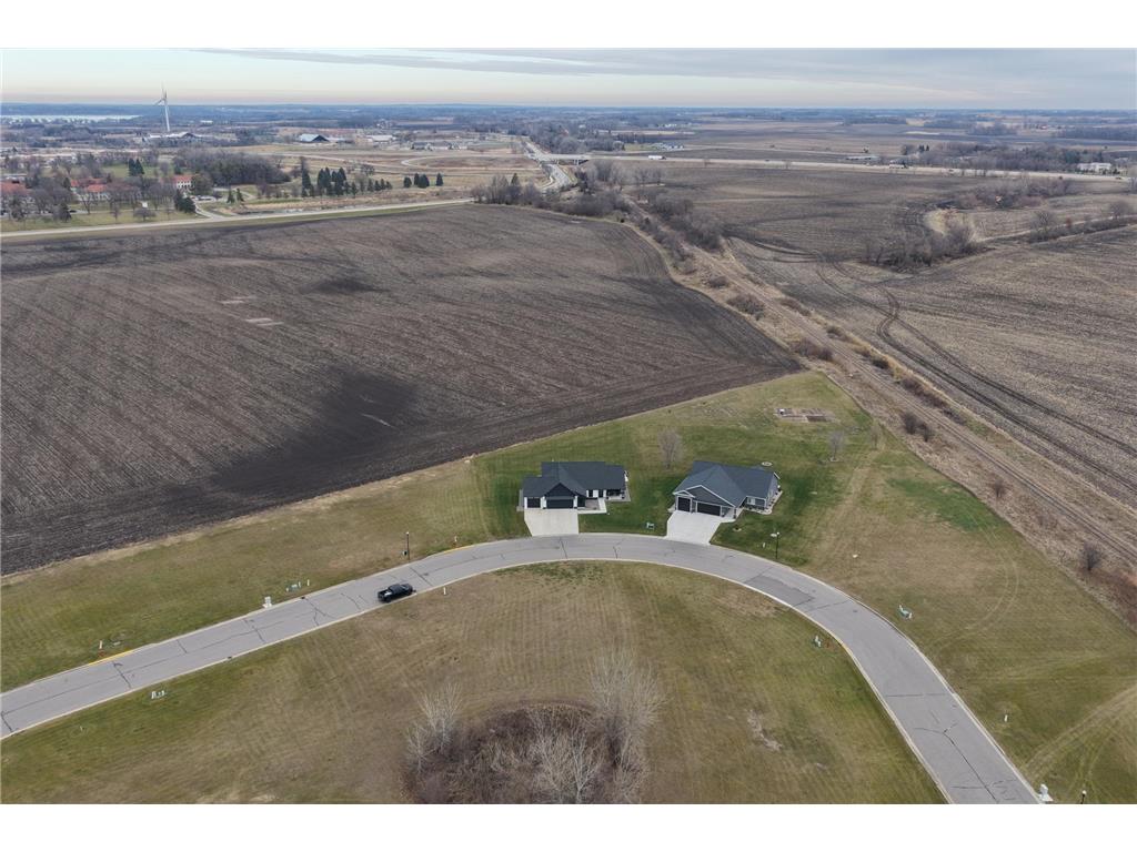 1824 Shady Lane NE Willmar MN 56201 6819846 image59