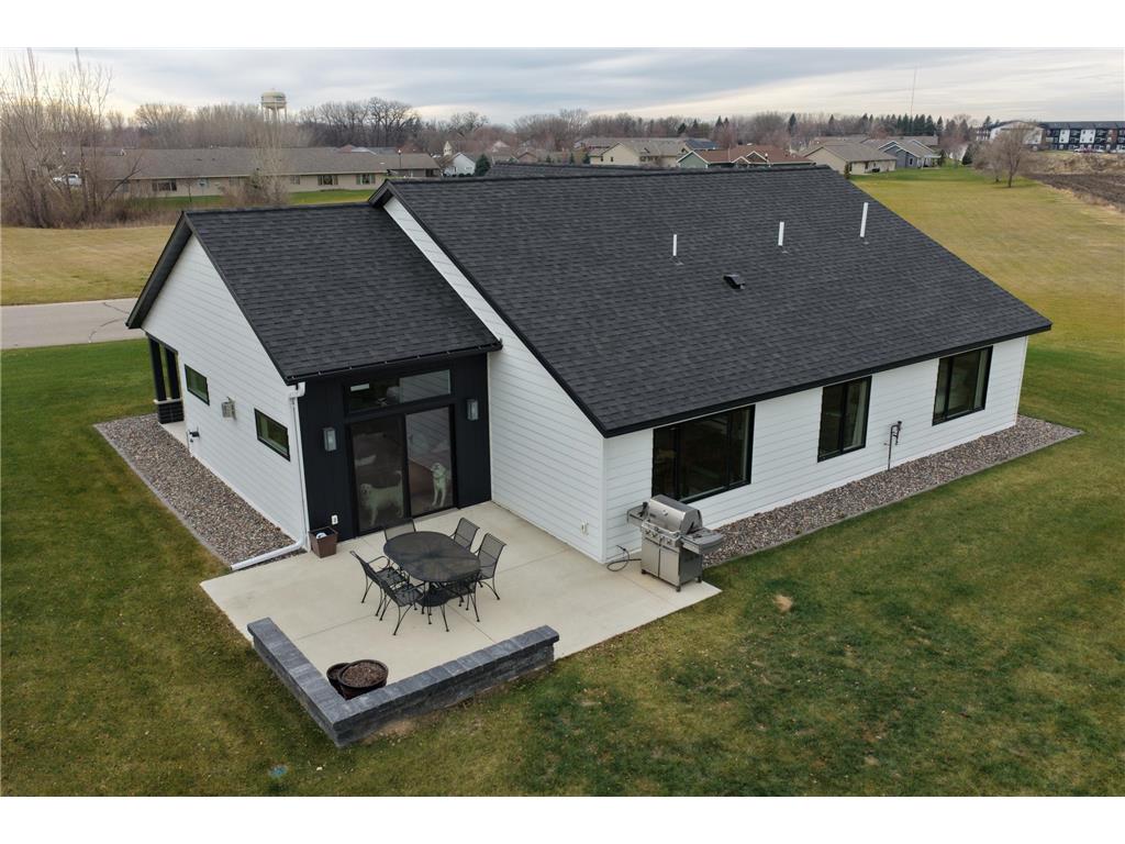 1824 Shady Lane NE Willmar MN 56201 6819846 image62