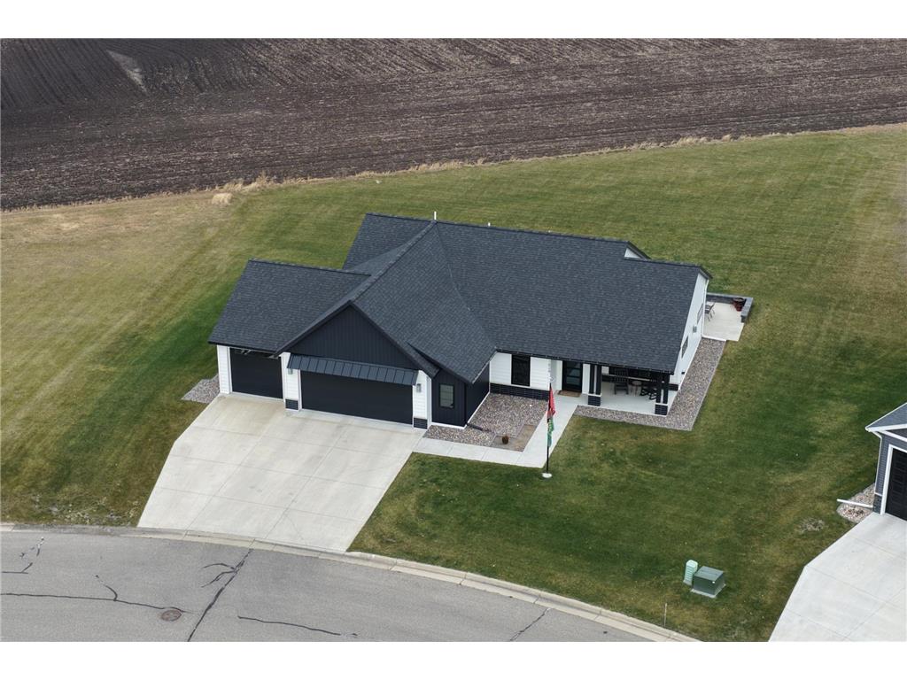 1824 Shady Lane NE Willmar MN 56201 6819846 image71