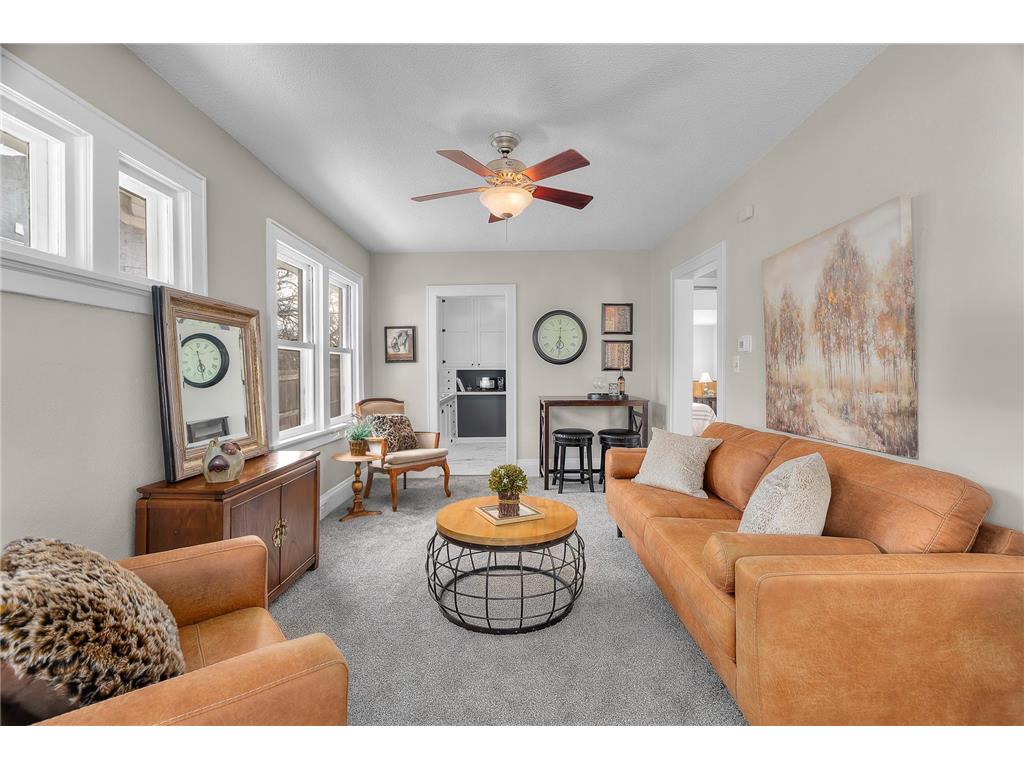 1824 Sims Avenue Saint Paul MN 55119 7003881 image11