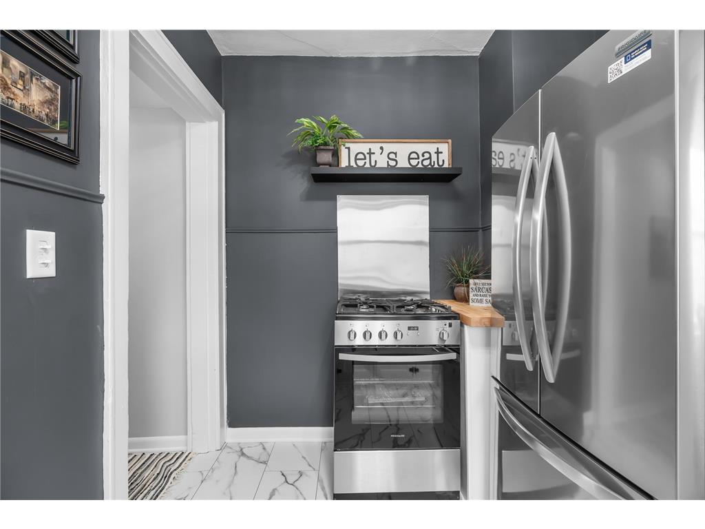 1824 Sims Avenue Saint Paul MN 55119 7003881 image15