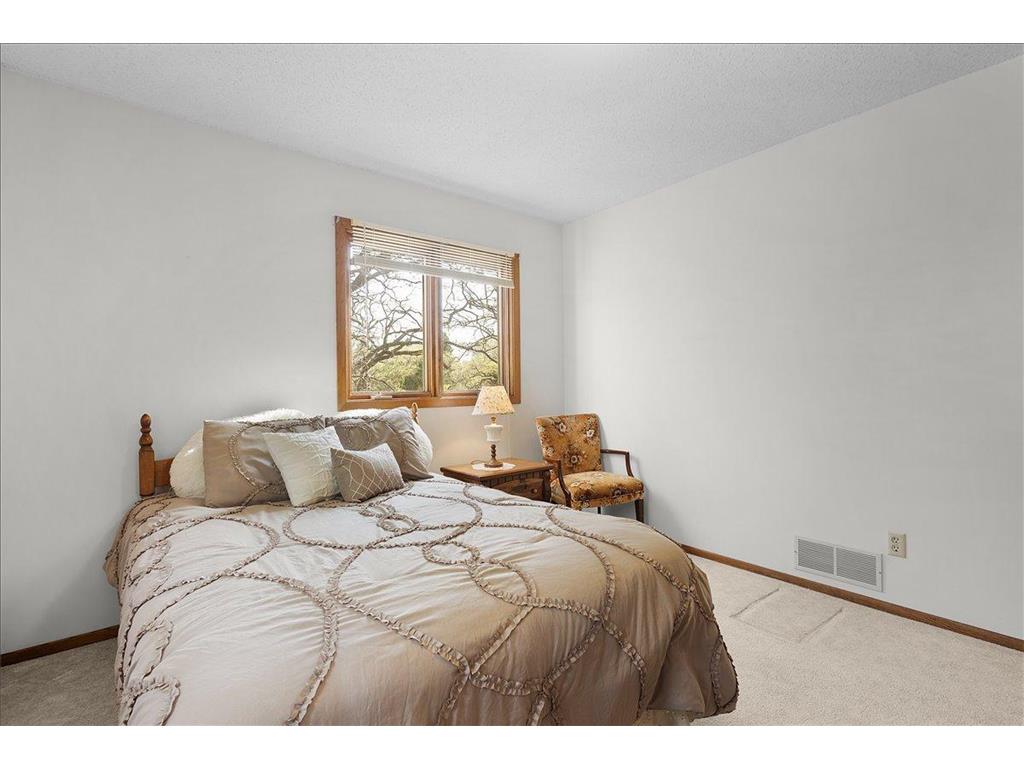 1825 203rd Avenue NW Oak Grove MN 55011 7068250 image26