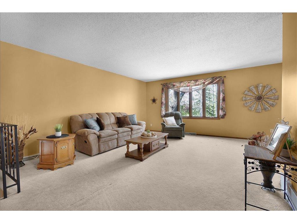 1825 203rd Avenue NW Oak Grove MN 55011 7068250 image7