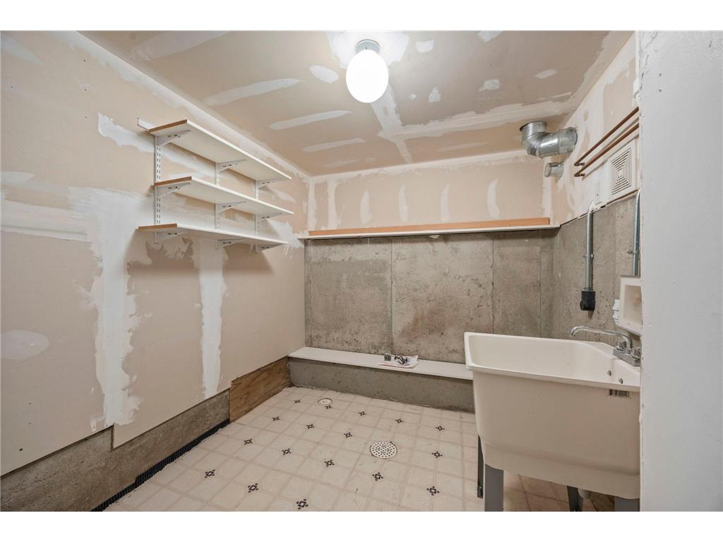 1825 3rd Street NE Minneapolis MN 55418 7047829 image30